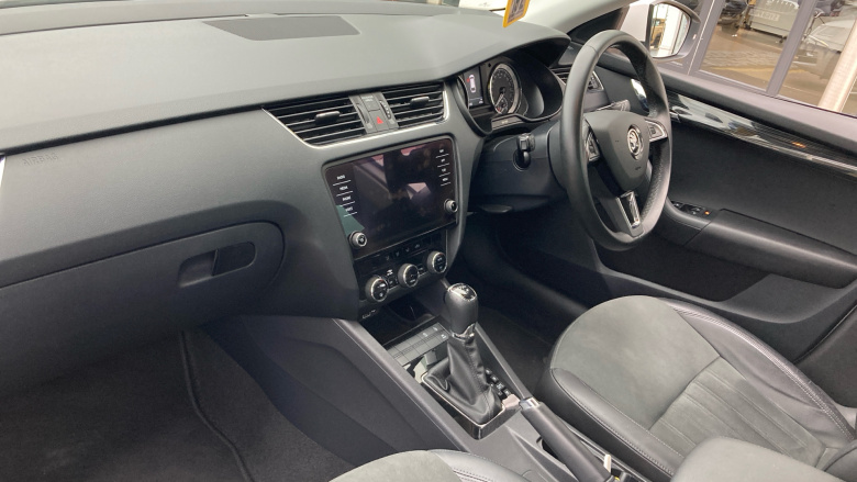 Skoda Octavia 2.0 TDI CR SE L 5dr DSG [7 speed] Diesel Estate